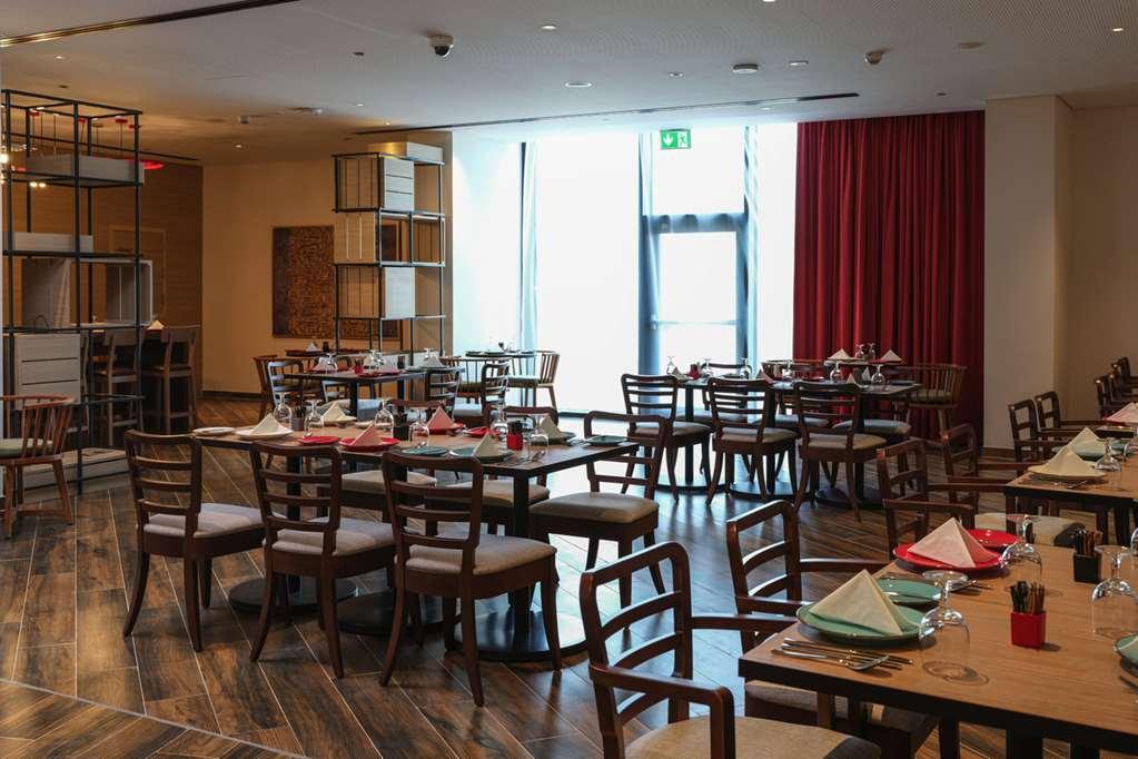Intercityhotel Maskat Restauracja zdjęcie