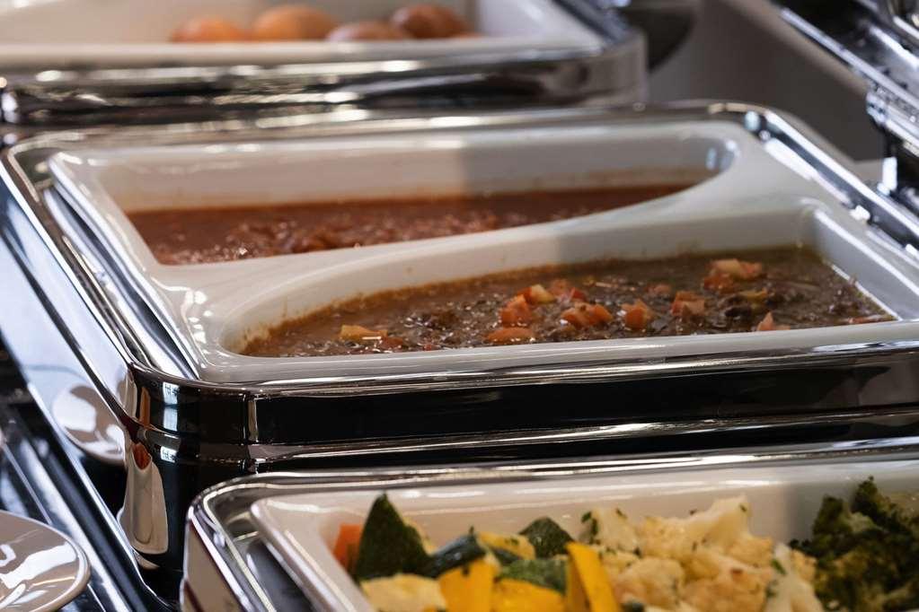 Intercityhotel Maskat Restauracja zdjęcie